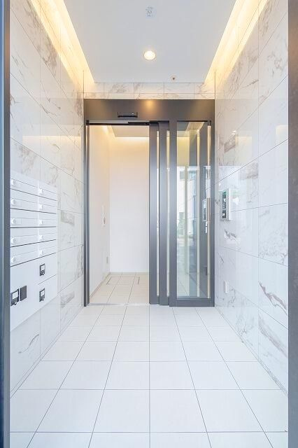 カレススタイル多摩川のエントランス