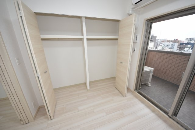 スプランディッド難波元町の収納