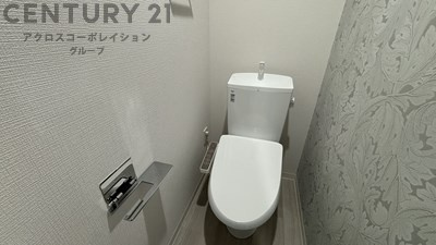 シャワートイレ設置済みです☆