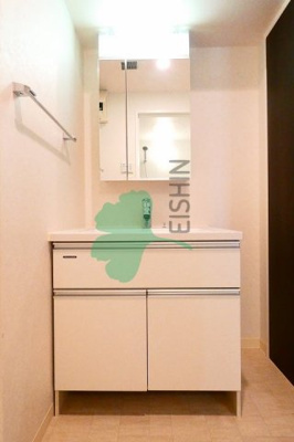 【洗面所】 | ネストピア博多駅前2 | シンプルで使いやすい洗面台です！