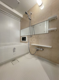 【浴室】 | プレジオ難波EURO | プレジオ難波EURO（プレジオ難波ユーロ）追い炊き機能付き