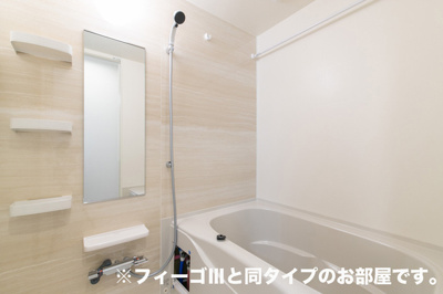 【浴室】 | サンローラY | 清潔感のある浴室です！