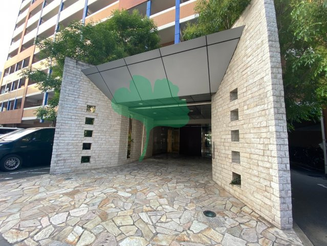 DUO FEEL福岡東の外観