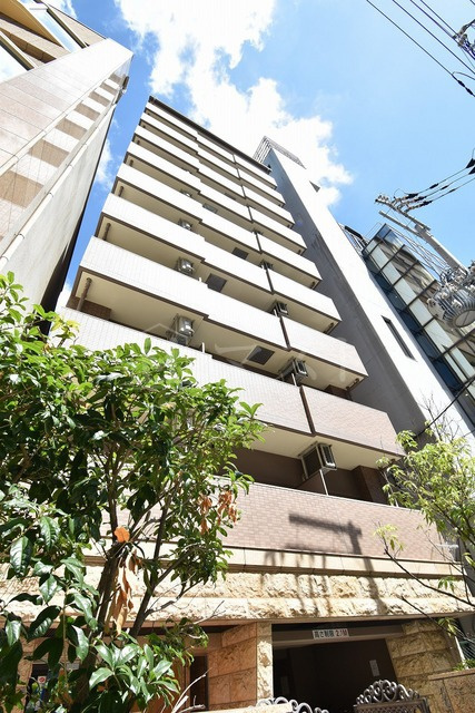 大阪市中央区博労町３丁目の賃貸マンションの外観