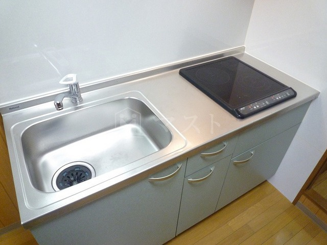 大阪市中央区博労町３丁目の賃貸マンションのキッチン