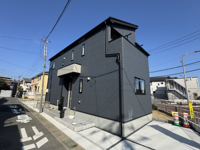 市川市国府台５丁目新築戸建【国府台小学校：10分】の外観|完成済み内覧可能です！！