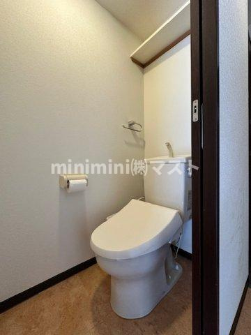 大阪市北区南扇町の賃貸マンションのトイレ