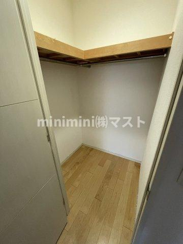 大阪市北区中崎３丁目の賃貸マンションの収納