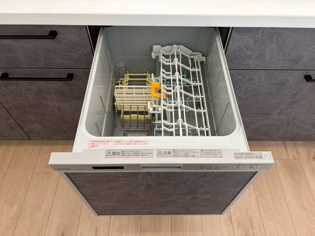 ヴィアーレ一社の設備|食器を洗っている間にお掃除など、様々なシーンで家事の時短に役立つビルトイン食洗機！