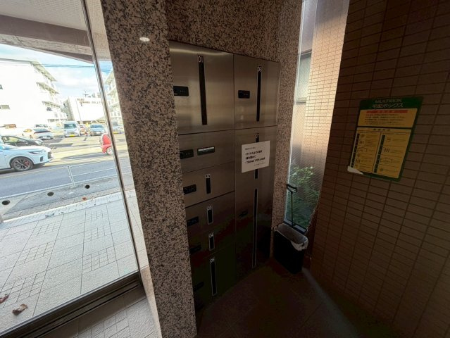 ヴィアーレ一社の設備|宅配ボックスあり！荷物の受け取り時間を気にせずお出かけできて助かります！