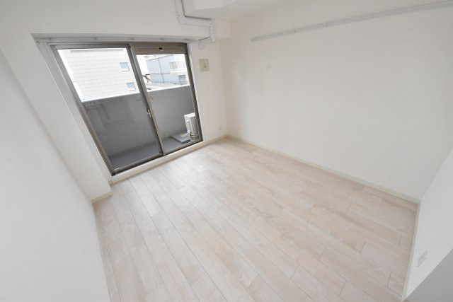 プレサンス難波ヴィータ