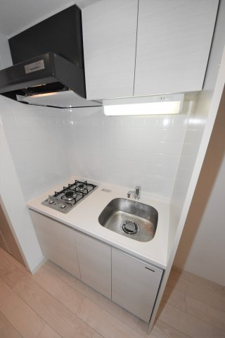 プレサンス難波ヴィータのキッチン