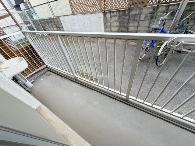 ドムール佐保川のバルコニー