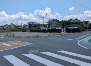 栗東市下戸山の事業用地の外観