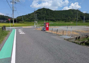 栗東市下戸山の事業用地の外観