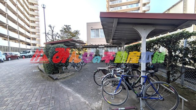 ファミールハイツ久留米弐番館の駐輪場