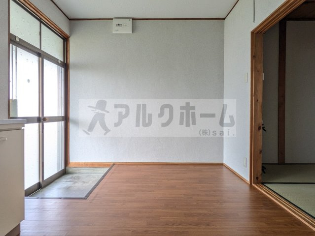 丸栄文化の居間・リビング|丸栄文化（堅下駅　法善寺駅）