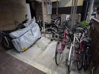 【設備】 | レユニール優 | レユニール優　バイク置き場