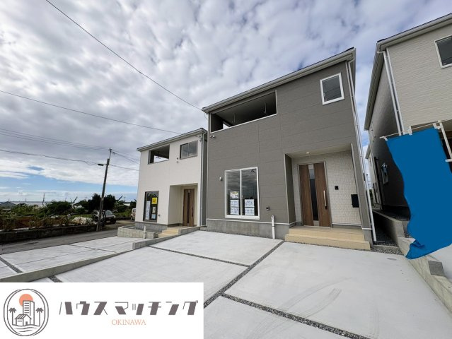 クレイドルガーデン糸満市大度 第1・２号棟の駐車場|縦列３台駐車可能スペース付き♪お気軽にお問い合わせください♪