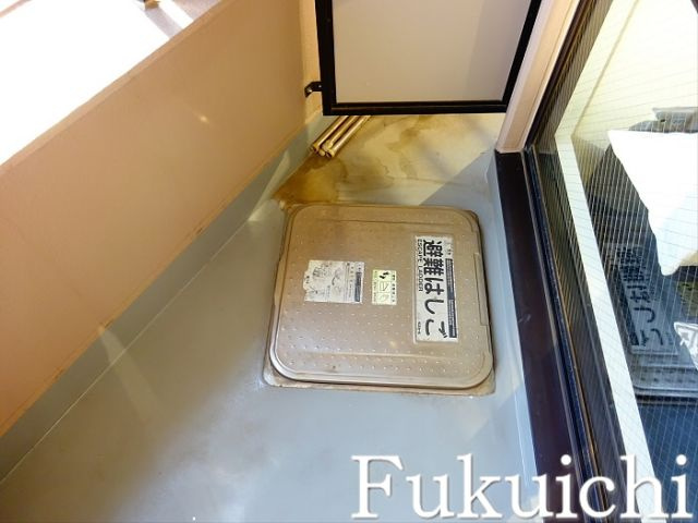 ドゥーエ学芸大学のバルコニー