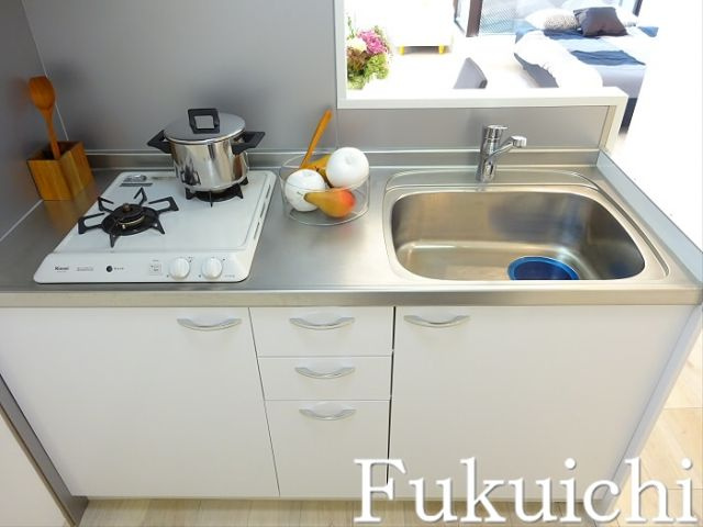 ドゥーエ学芸大学のキッチン