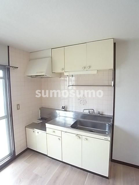 グリーンマンション12のキッチン