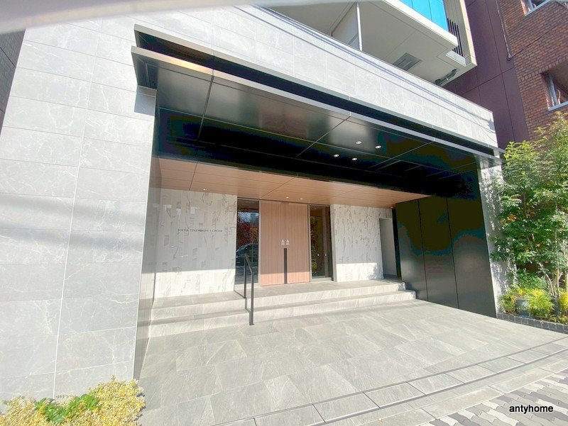 ソルティア天神橋一丁目　仲介手数料無料のエントランス