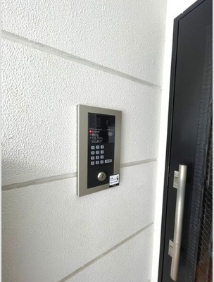 【エントランス】 | ユアコンフォート水道町 | 落ち着いたエントランスです