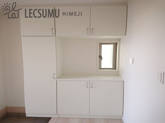 姫路市庄田/新築戸建の玄関|同社施工例