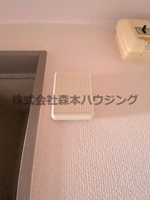 【セキュリティ】 | 　シャルマン河原 | 玄関チャイムです