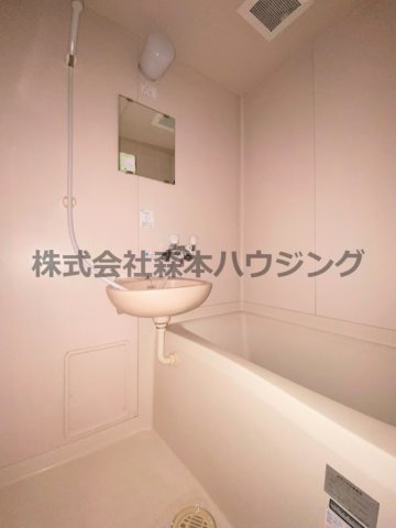 【浴室】 | 　シャルマン河原 | 日々の暮らしに欠かせないお風呂です