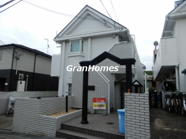 グリーンハイツ王塚台の外観