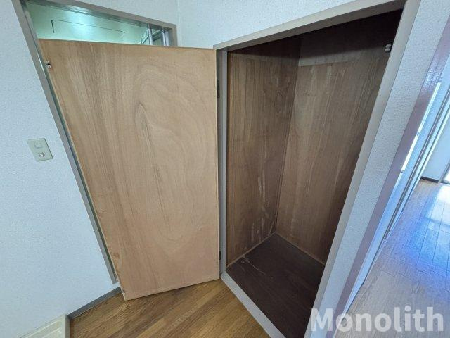 西井MX-1の収納