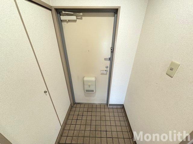 西井MX-1の玄関