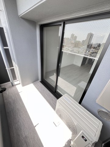 大阪市城東区関目３丁目の賃貸マンションのバルコニー