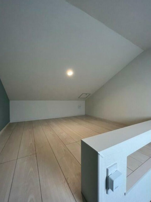 【寝室】 | ハーモニーテラス若宮Ⅲ(ハーモニーテラスワカミヤスリー) | 収納・寝室にも使えるロフト（同一仕様写真）