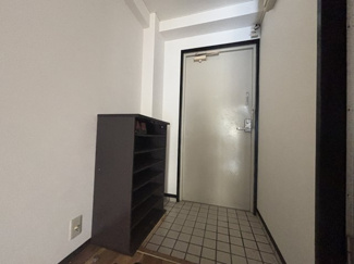 【玄関】 | カメゾン南佐古