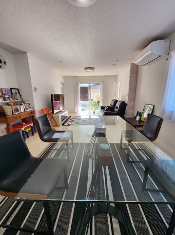 【居間・リビング】の画像