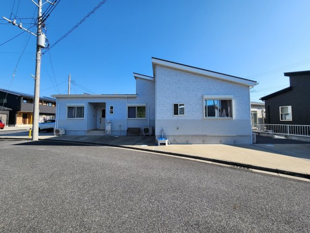 築浅木造平屋・オール電化・太陽光パネルの画像