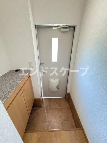 スターアリスⅥの玄関|高崎、前橋のお部屋探しはエンドスケープまで！お客様の理想お聞かせ下さい♪