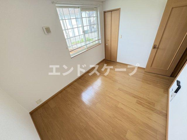 スターアリスⅥの居間・リビング|高崎、前橋のお部屋探しはエンドスケープまで！お客様の理想お聞かせ下さい♪