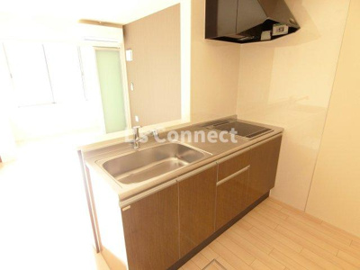 【キッチン】 | ＹＳ ＨＩＬＬＳ（ワイエスヒルズ） | ２口ＩＨヒーターのシステムキッチン。