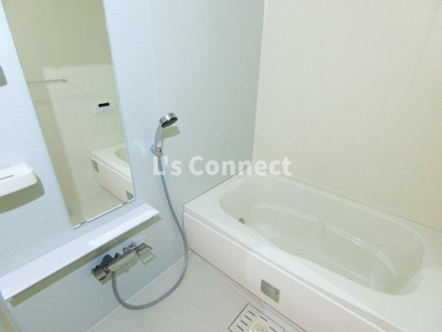 【浴室】 | ＹＳ ＨＩＬＬＳ（ワイエスヒルズ） | 追焚き、浴室乾燥付きのお風呂。