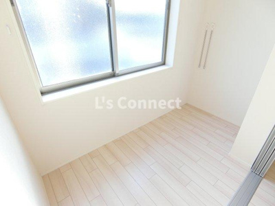 【その他】 | ＹＳ ＨＩＬＬＳ（ワイエスヒルズ） | インナーテラスで天気を気にせず洗濯できます。