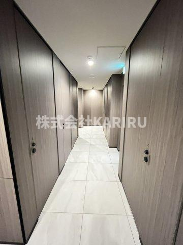 カーサレグラス城東セントラルのロビー