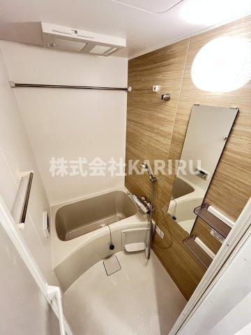 カーサレグラス城東セントラルの浴室