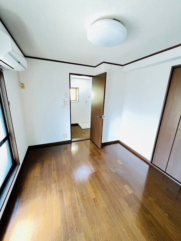 ベルメゾン王子公園の居間・リビング