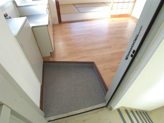 OKマンションの玄関