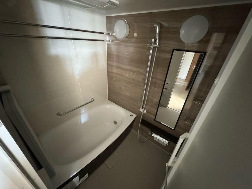 ユニハイムエクシア東灘森北町の浴室