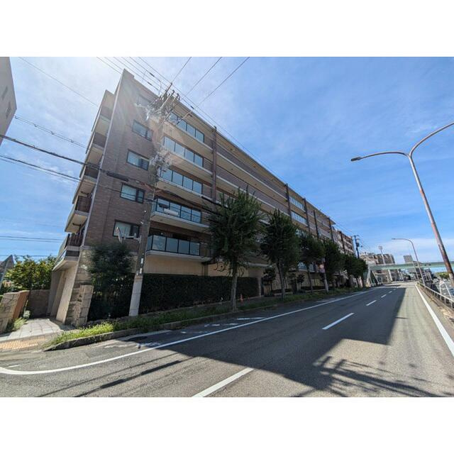 ユニハイムエクシア東灘森北町の外観